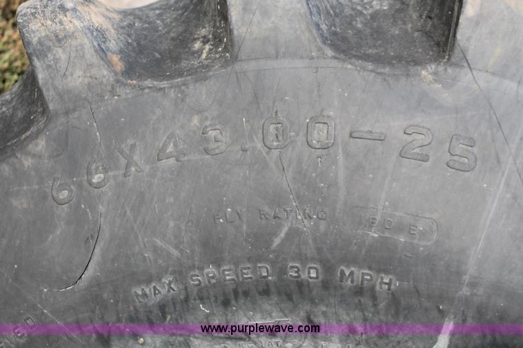 image for item I7829 1994 Ag-Chem TerraGator 1844 spreader