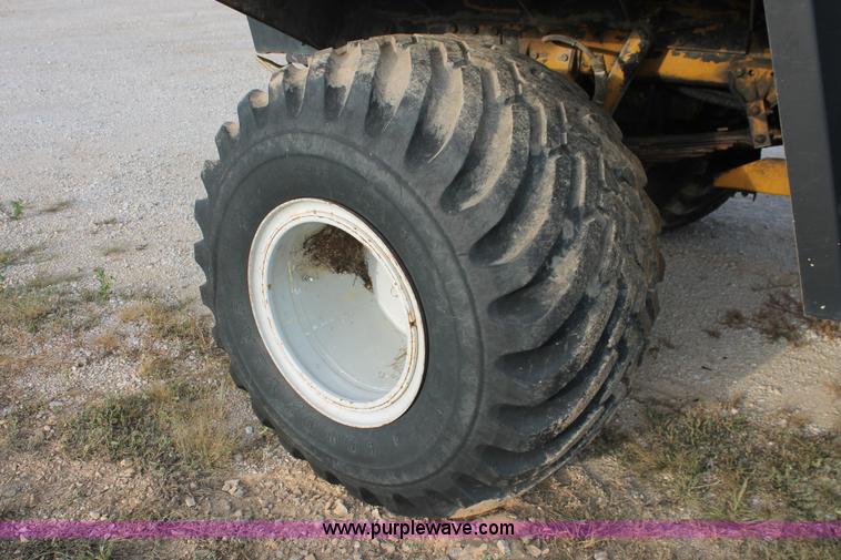 image for item I7829 1994 Ag-Chem TerraGator 1844 spreader