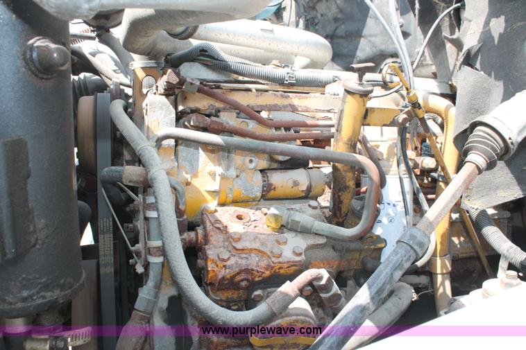 image for item I7832 1992 GMC TopKick C7H042 flatbed truck