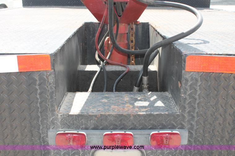 image for item I7832 1992 GMC TopKick C7H042 flatbed truck