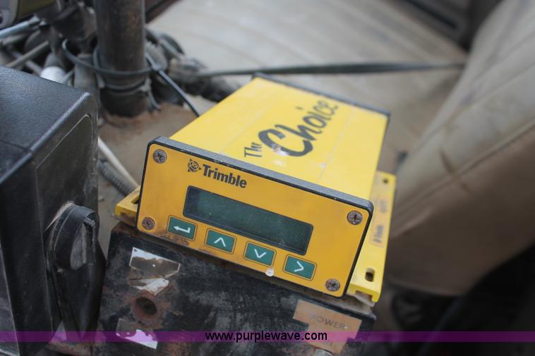 image for item I7836 1991 International 4900 floater spreader truck