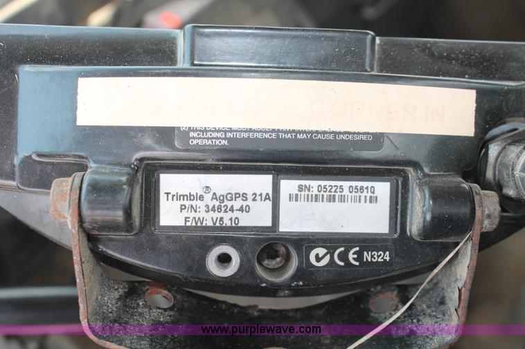 image for item I7836 1991 International 4900 floater spreader truck