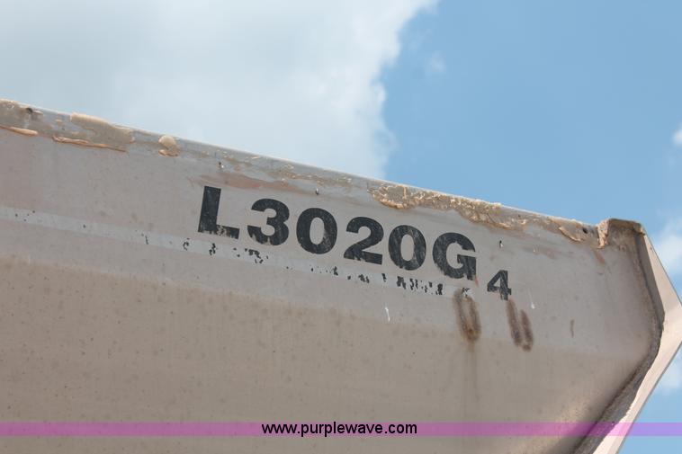 image for item I7836 1991 International 4900 floater spreader truck