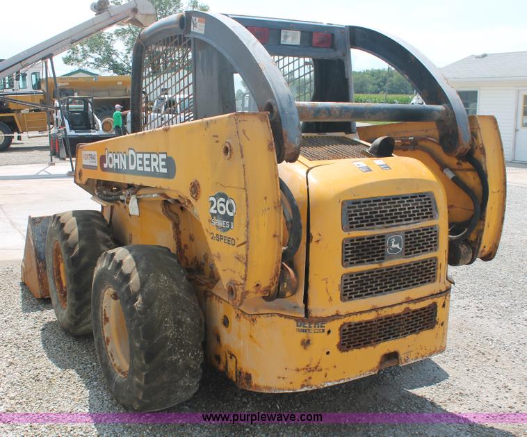 image for item I7837 2000 John Deere 260 Series II skid steer