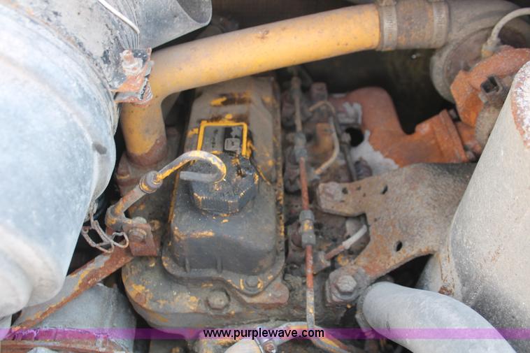 image for item I7837 2000 John Deere 260 Series II skid steer