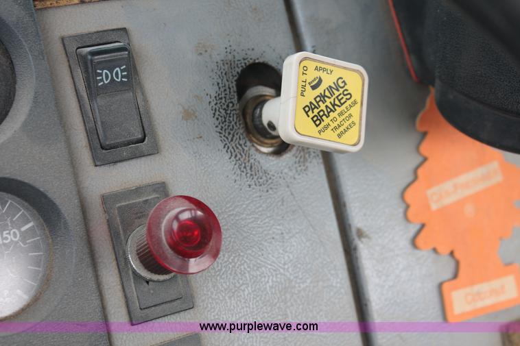 image for item I7838 1994 Freightliner FL70 liquid nurse truck