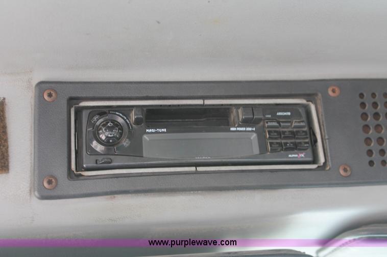 image for item I7838 1994 Freightliner FL70 liquid nurse truck