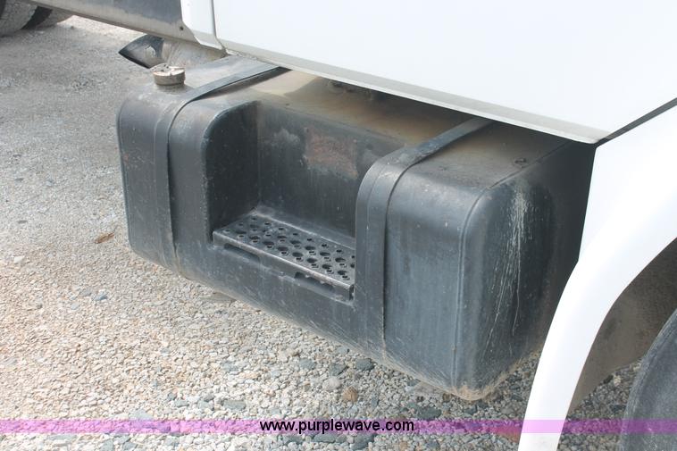 image for item I7838 1994 Freightliner FL70 liquid nurse truck