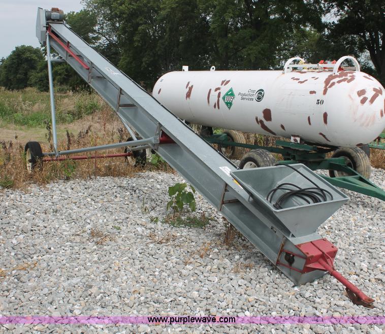 image for item I7839 Cardinal BC10 seed conveyor