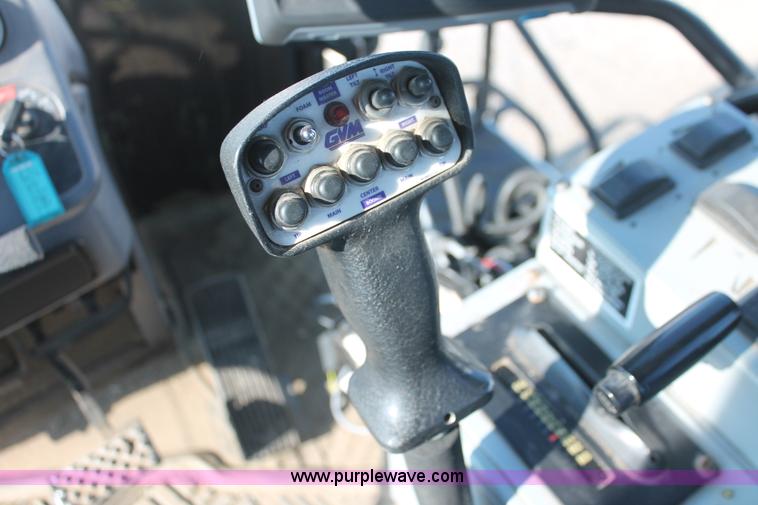 image for item I7841 2005 GVM Prowler XP 1149T self-propelled sprayer/spreader