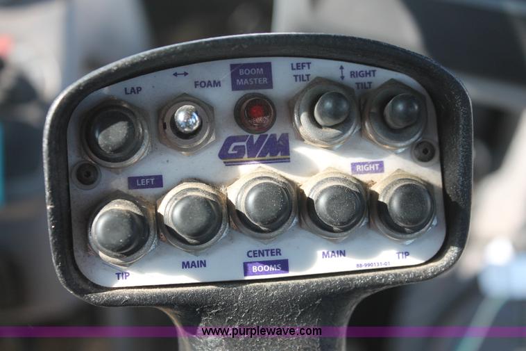 image for item I7841 2005 GVM Prowler XP 1149T self-propelled sprayer/spreader