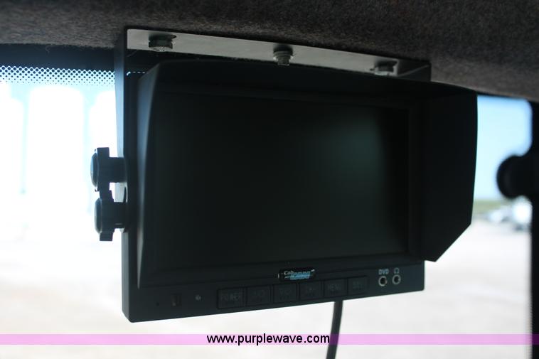 image for item I7841 2005 GVM Prowler XP 1149T self-propelled sprayer/spreader