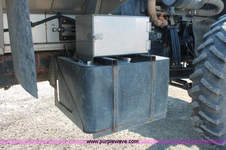 image for item I7841 2005 GVM Prowler XP 1149T self-propelled sprayer/spreader