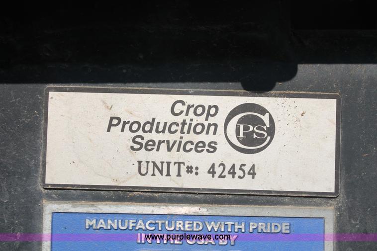 image for item I7841 2005 GVM Prowler XP 1149T self-propelled sprayer/spreader