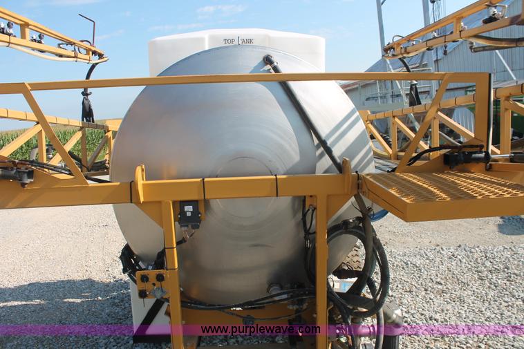 image for item I7841 2005 GVM Prowler XP 1149T self-propelled sprayer/spreader