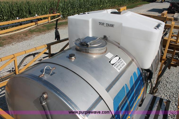 image for item I7841 2005 GVM Prowler XP 1149T self-propelled sprayer/spreader