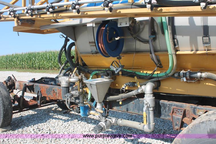 image for item I7841 2005 GVM Prowler XP 1149T self-propelled sprayer/spreader