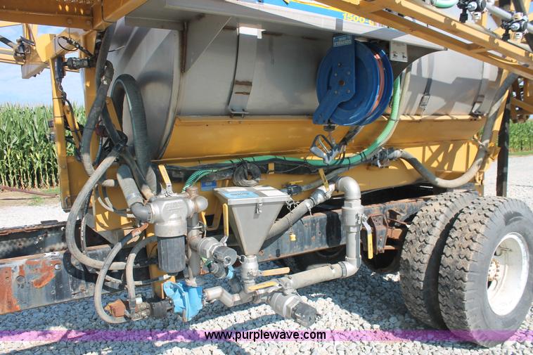 image for item I7841 2005 GVM Prowler XP 1149T self-propelled sprayer/spreader