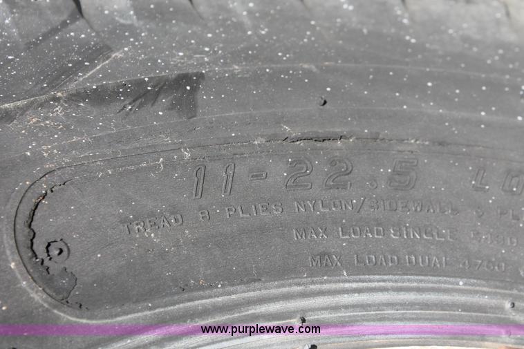 image for item I7841 2005 GVM Prowler XP 1149T self-propelled sprayer/spreader