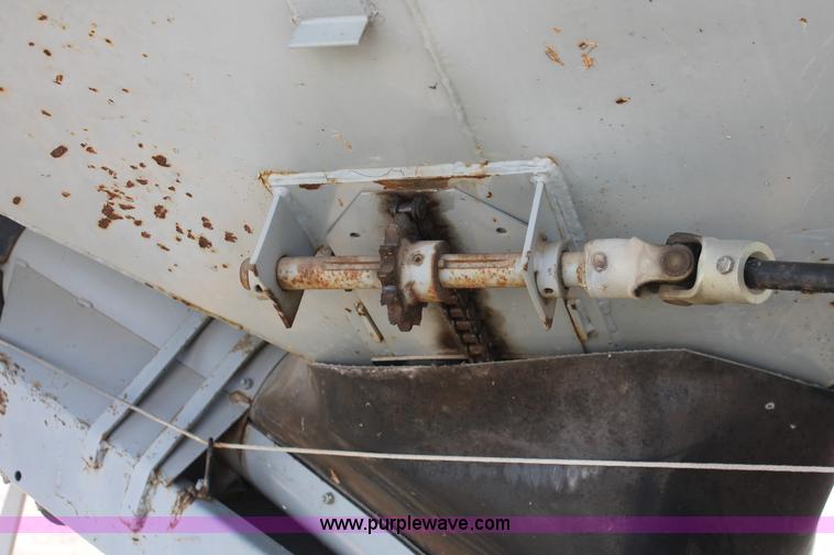 image for item I7842 Convey All BTS360 seed tender