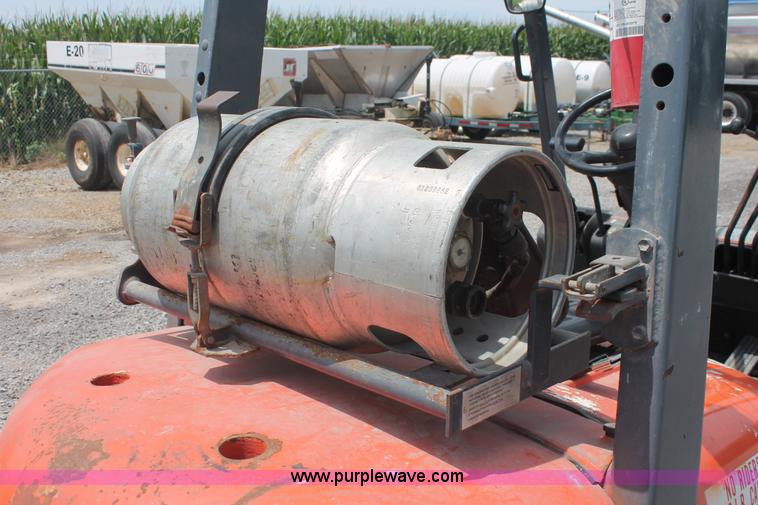 image for item I7843 Toyota 42 forklift