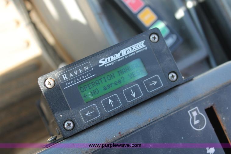 image for item I7851 2005 Case IH SPX3310 Patriot self-propelled sprayer