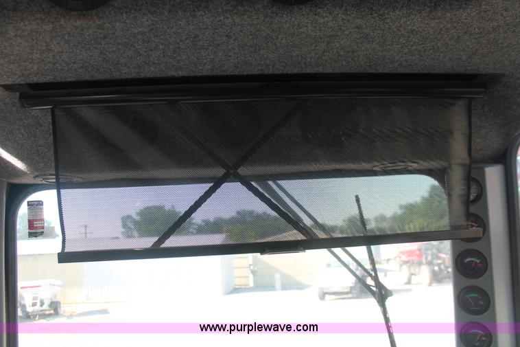 image for item I7851 2005 Case IH SPX3310 Patriot self-propelled sprayer