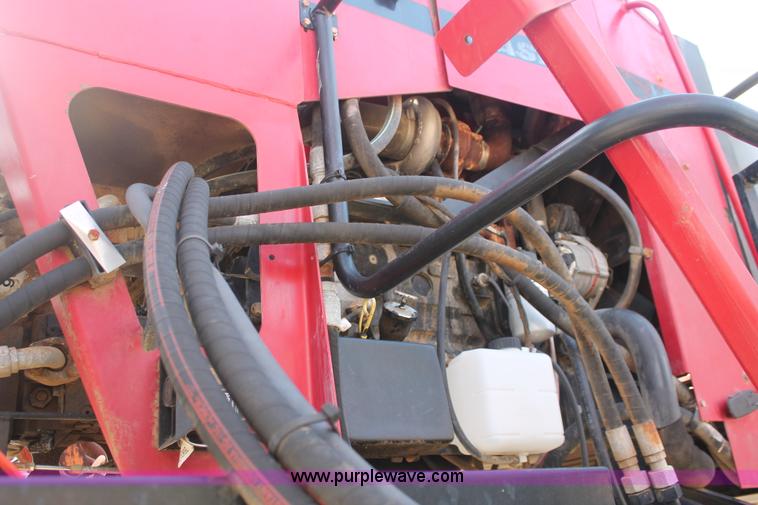 image for item I7851 2005 Case IH SPX3310 Patriot self-propelled sprayer