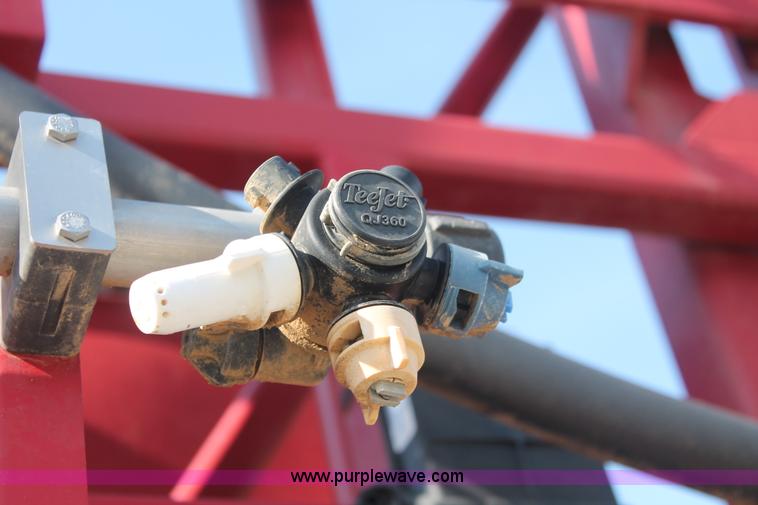 image for item I7851 2005 Case IH SPX3310 Patriot self-propelled sprayer