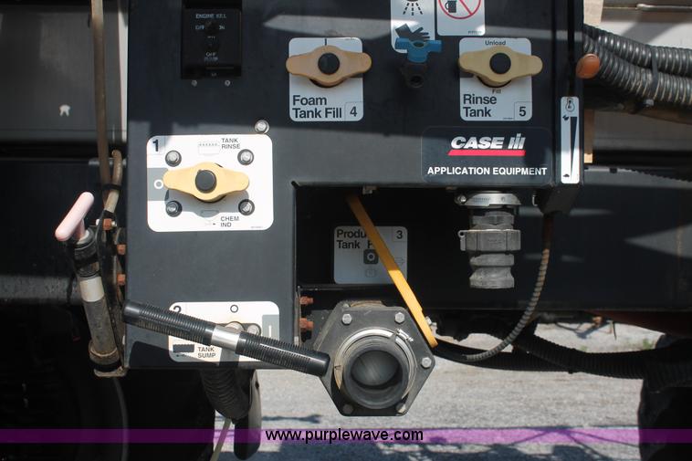 image for item I7851 2005 Case IH SPX3310 Patriot self-propelled sprayer