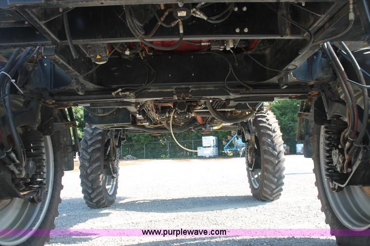 image for item I7851 2005 Case IH SPX3310 Patriot self-propelled sprayer