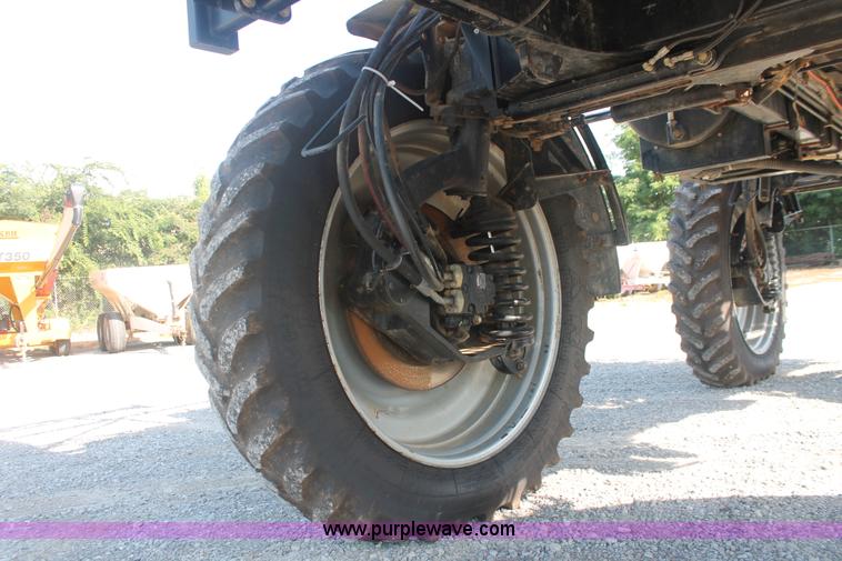 image for item I7851 2005 Case IH SPX3310 Patriot self-propelled sprayer