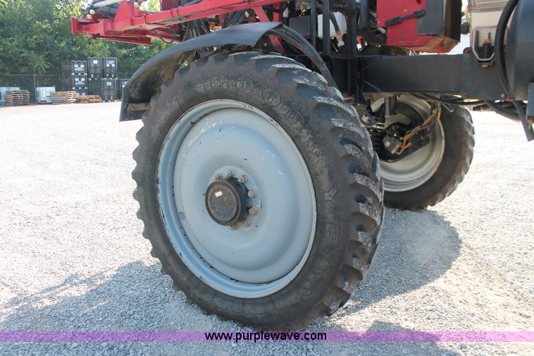 image for item I7851 2005 Case IH SPX3310 Patriot self-propelled sprayer