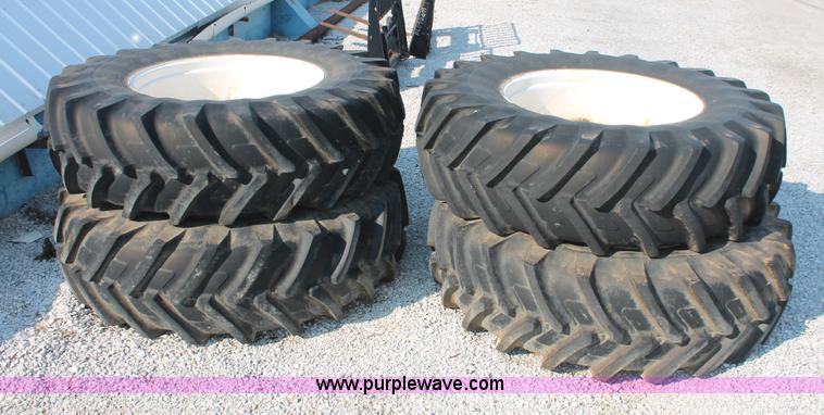image for item I7852 (4) Michelin Agribib 520/85R38 tires and wheels