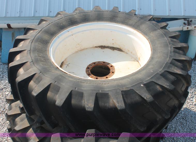image for item I7852 (4) Michelin Agribib 520/85R38 tires and wheels