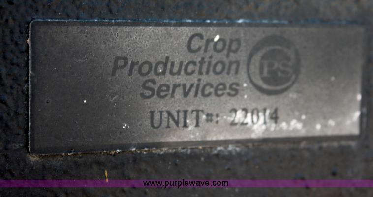 image for item I7853 1981 Willmar Side Shooter 24 tandem axle tender trailer