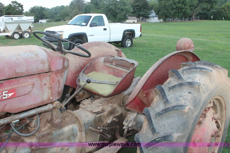 image for item I7855 Massey-Ferguson 65 tractor