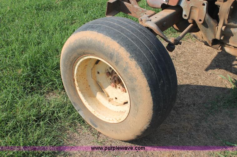 image for item I7855 Massey-Ferguson 65 tractor