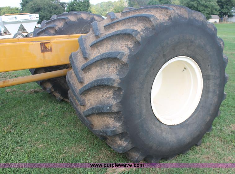 image for item I7856 1998 Ag-Chem TerraGator 8103 cab and chassis