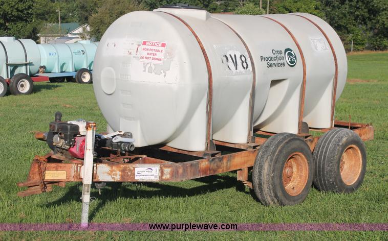 image for item I7857 1,000 gallon liquid nurse trailer