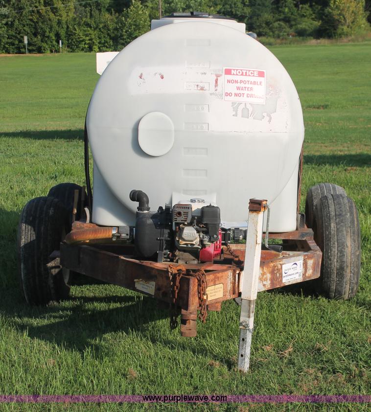 image for item I7857 1,000 gallon liquid nurse trailer