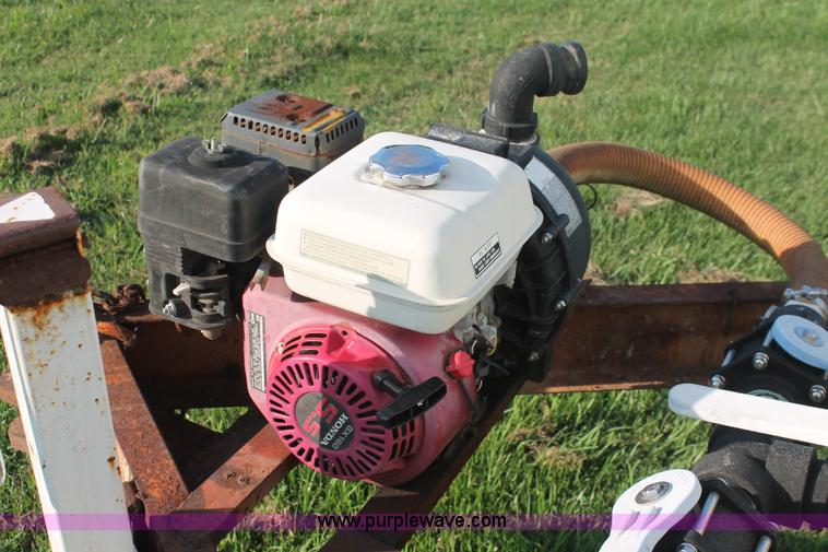 image for item I7857 1,000 gallon liquid nurse trailer