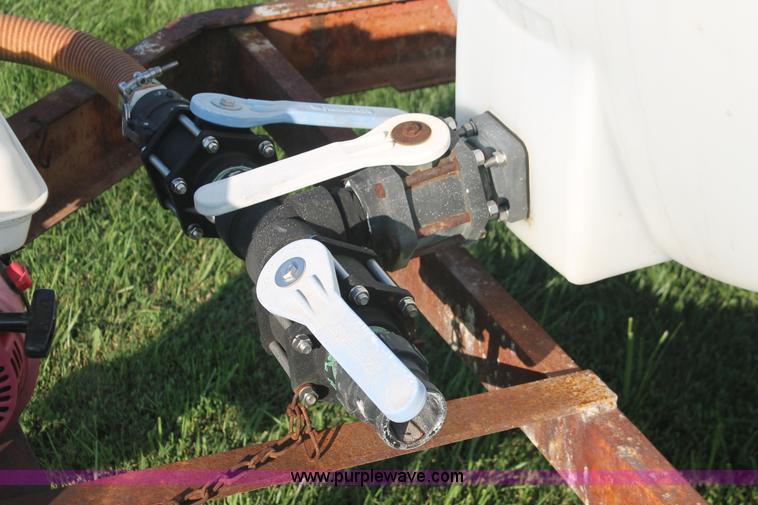 image for item I7857 1,000 gallon liquid nurse trailer