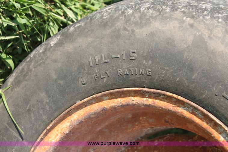 image for item I7857 1,000 gallon liquid nurse trailer