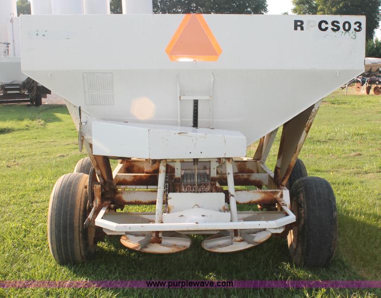 image for item I7860 Willmar 500 dry spreader