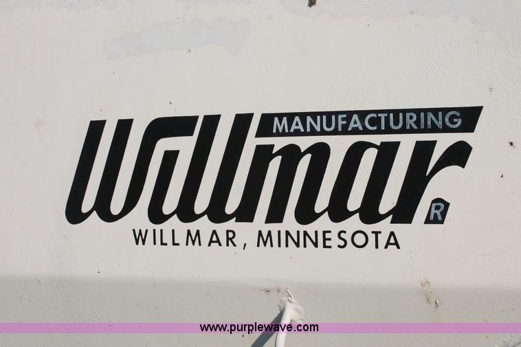 image for item I7860 Willmar 500 dry spreader
