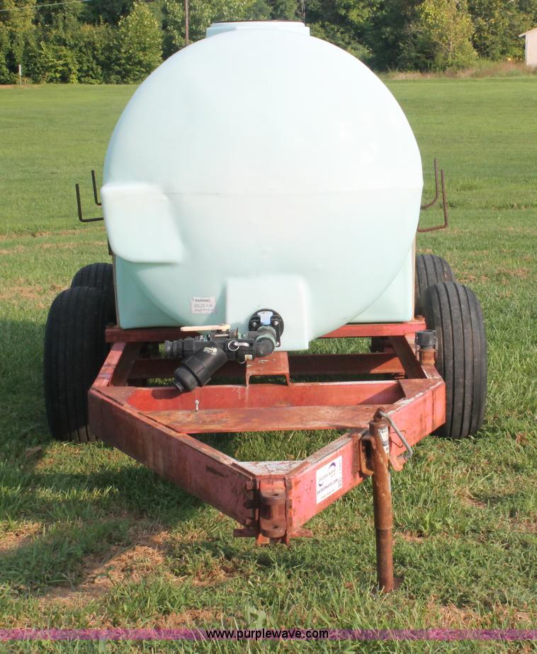 image for item I7861 1,000 gallon liquid nurse trailer