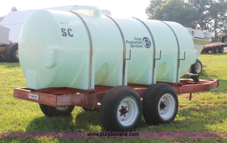 image for item I7861 1,000 gallon liquid nurse trailer