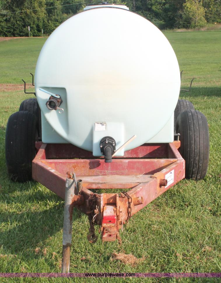image for item I7862 1,000 gallon liquid nurse trailer