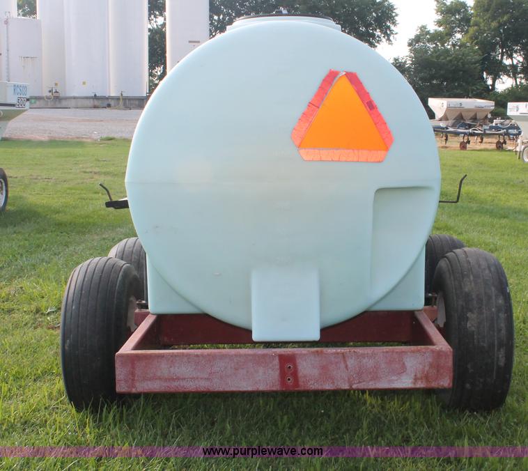 image for item I7862 1,000 gallon liquid nurse trailer